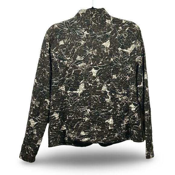 Chico's‎ Viscose Quilted Floral Jacket Size 2 Chic Coastal Grandma Embroidered - Picture 2 of 3